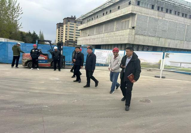 萊西市副市長李春雷率隊蒞臨萊西人才孵化基地項目考察調研