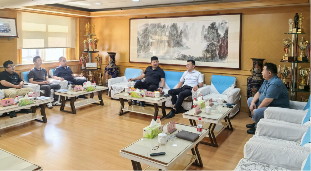 新疆石河子市城市管理局考察團到訪集團公司共商合作洽談